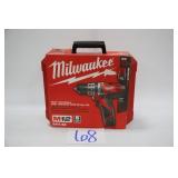 MILWAUKEE M12 3/8' HAMMER DRILL DRIVER KIT