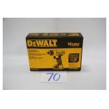 DEWALT 12V 1/4' SCREWDRIVER KIT IN BOX