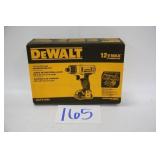 DEWALT 12V 1/4" SCREWDRIVER KIT IN BOX