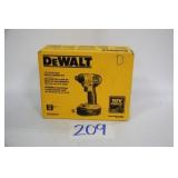 DEWALT 18V 1/4" IMPACT DRIVER KIT IN BOX