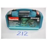 MAKITA 5' RANDOM ORBIT SANDER