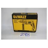 DEWALT 1/2' DRILL