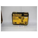 DEWALT 18V 1/4' COPMACT DRILL/DRIVER KIT IN BOX