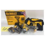 DEWALT 20V 1/4' IMPACT DRIVER KIT IN BOX