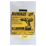DEWALT HEAVY DUTY 1/2' 14.4V CORDLESS DRIVER KIT