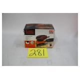 BLACK & DECKER 1/4 SHEET SANDER