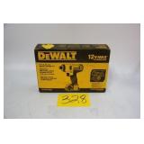 DEWALT 12V 1/4' IMPACT DRIVER KIT