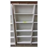 WHITE BOOKCASE W/ ADJUSTABLE SHELVES