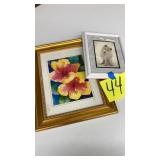 LOT OF 2 SMALL FRAMED PICTURES