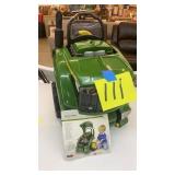 JOHN DEERE TOY TRACTOR ENGINE