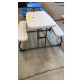 LIFETIME KIDS FOLDING PICNIC TABLE