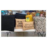 LOT OF ASSORTED DECORATOR PILLOWS
