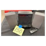 SONY MP3/DISK PLAYER W/ SPEAKERS & REMOTE