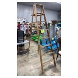 WERNER WOOD 8FT LADDER