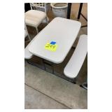 LIFETIME KIDS FOLDING PICNIC TABLE