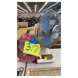 LOT OF 2 TABLE TOP FANS