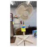 HOLMES WHITE FLOOR FAN