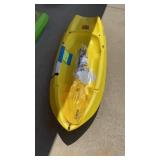 LIFETIME YELLOW WAVE 60 YOUTH KAYAK W/ PADDLE