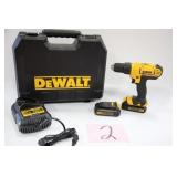 DEWALT 20V CORDLESS DRILL KIT