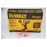 DEWALT 12V  1/4' IMPACT DRIVER KIT
