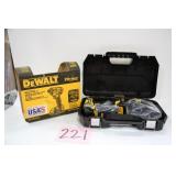 DEWALT 20V 1/4' IMPACT DRIVER KIT