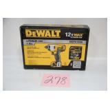 DEWALT 12V 1/4' IMPACT DRIVER KIT