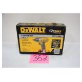 DEWALT 12V 1/4' SCREWDRIVER