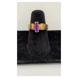 14K GOLD RING W/ PURPLE STONE SIZE 5.5 14K GOLD RING W/ PURPLE STONE SIZE 5.5