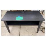 BLACK SMALL MEDIA STAND BLACK SMALL MEDIA STAND