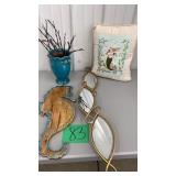 LOT OF 4PCS HOME DECOR LOT OF 4PCS HOME DECOR