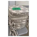 LOT OF 8 SEAT CUSHIONS W/ TIES LOT OF 8 SEAT CUSHIONS W/ TIES