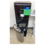 PRIMO BOTTOM LOAD SELF CLEANING WATER DISPENSER PRIMO BOTTOM LOAD SELF CLEANING WATER DISPENSER