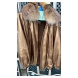 APPROX SIZE L VINCENTS FUR COAT APPROX SIZE L VINCENTS FUR COAT