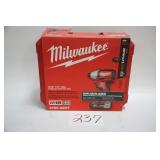 MILWAUKEE M18 1/4' IMPACT DRIVER KIT