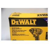 DEWALT 20V 1/4" IMPACT DRIVER KIT