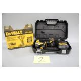 DEWALT 20V 1/4" IMPACT DRIVER KIT