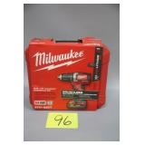 MILWAUKEE M18 1/2" COMPACT DRIVER DRILL KIT