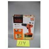 BLACK & DECKER 18V DRILL