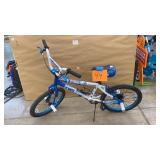 TWO ZERO OZONE 500 WHITE/BLUE KIDS BICYCLE