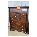 DK WOOD TALL CHEST