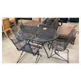 METAL OUTDOOR PATIO TABLE & 4 SPRING CHAIRS