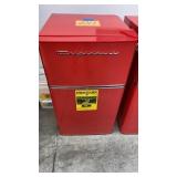 FRIGIDAIRE 3.2cu ft RED RETRO REFRIGERATOR