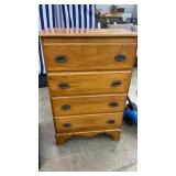 WOOD 4 DRAWER CHEST