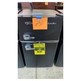 FRIGIDAIRE 3.2cu ft BLACK RETRO REFRIGERATOR AS IS