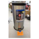 CROFTON 10.5 GALLON STAINLESS STEEL TRASH CAN