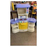 LITTLE TIKES KIDS KITCHEN