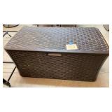 SUNCAST BROWN PLASTIC DECK BOX