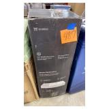 TUFT & NEEDLE TWIN XL 10" MATTRESS W/ BOX