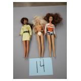 LOT OF 3 1966 BARBIES