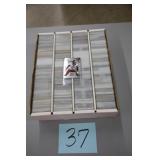 LARGE LOT OF ASSORTED SPORTS CARD (APPROX 3,000)